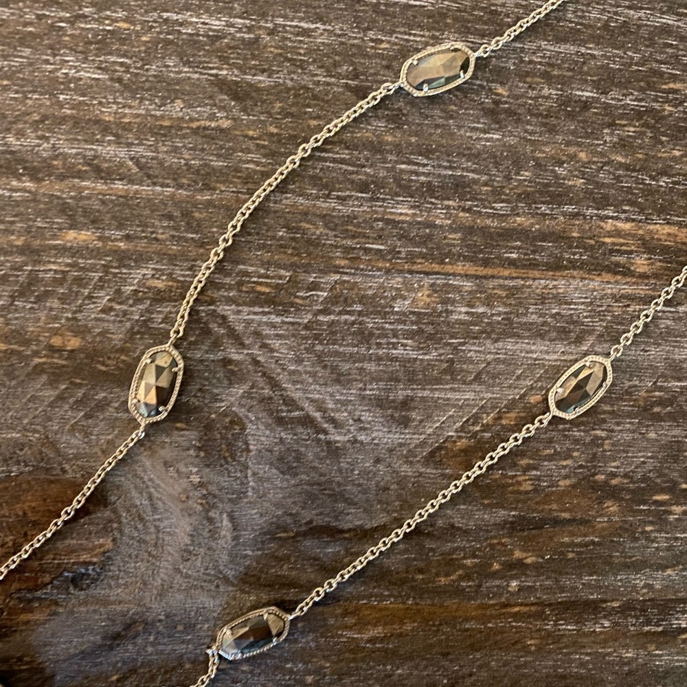 Kendra Scott Necklace